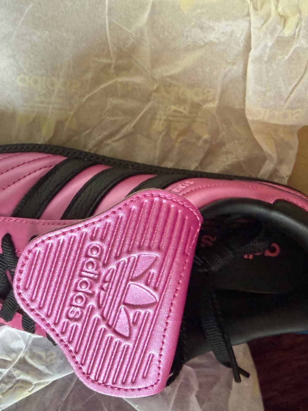 Adidas Metallic Fushia Samba LT - Picture 5 of 7